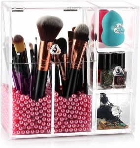 Makeup brushes organizer with 3 storage drawers.